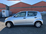 2006 Daihatsu Sirion